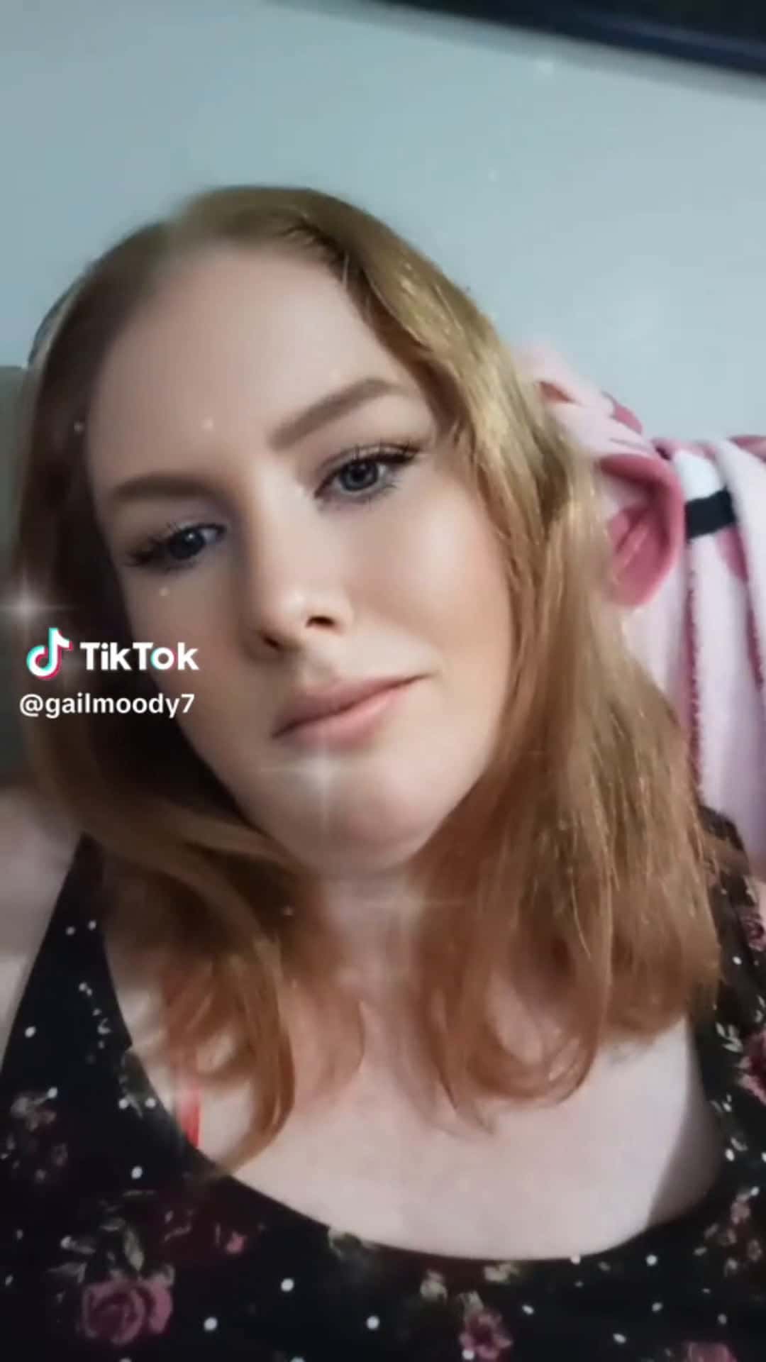 Cover for look good 