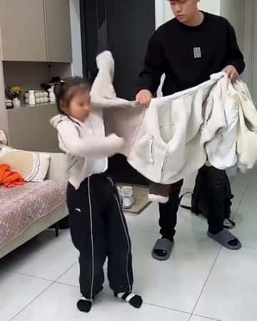 Cover for A very quick way to get dressed