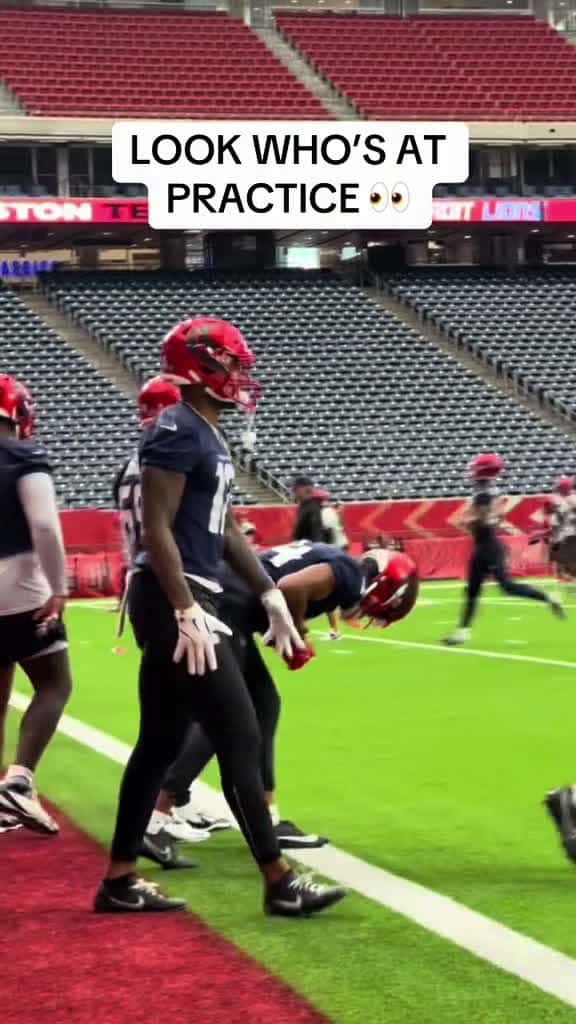 Cover for Nico spotted at practice  practice lookwhoitis nicocollins nfl texans 53611 #trendingscoopz