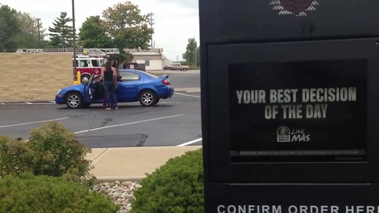 Cover for #viral  #fight  #tacobell  #showdown tacobell parking lot   #fyp