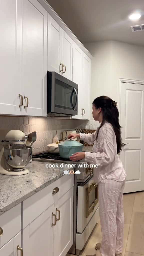 Cover for Asmr cook dinner with me  a healthy  filling meal idea asmr dinner satisfying coo 13599 #nicevideo