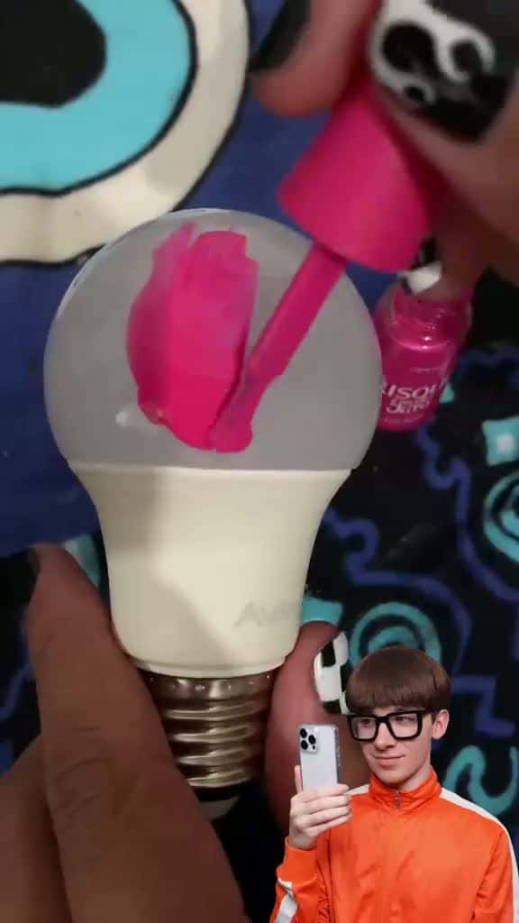 Cover for Making a black lightbulb