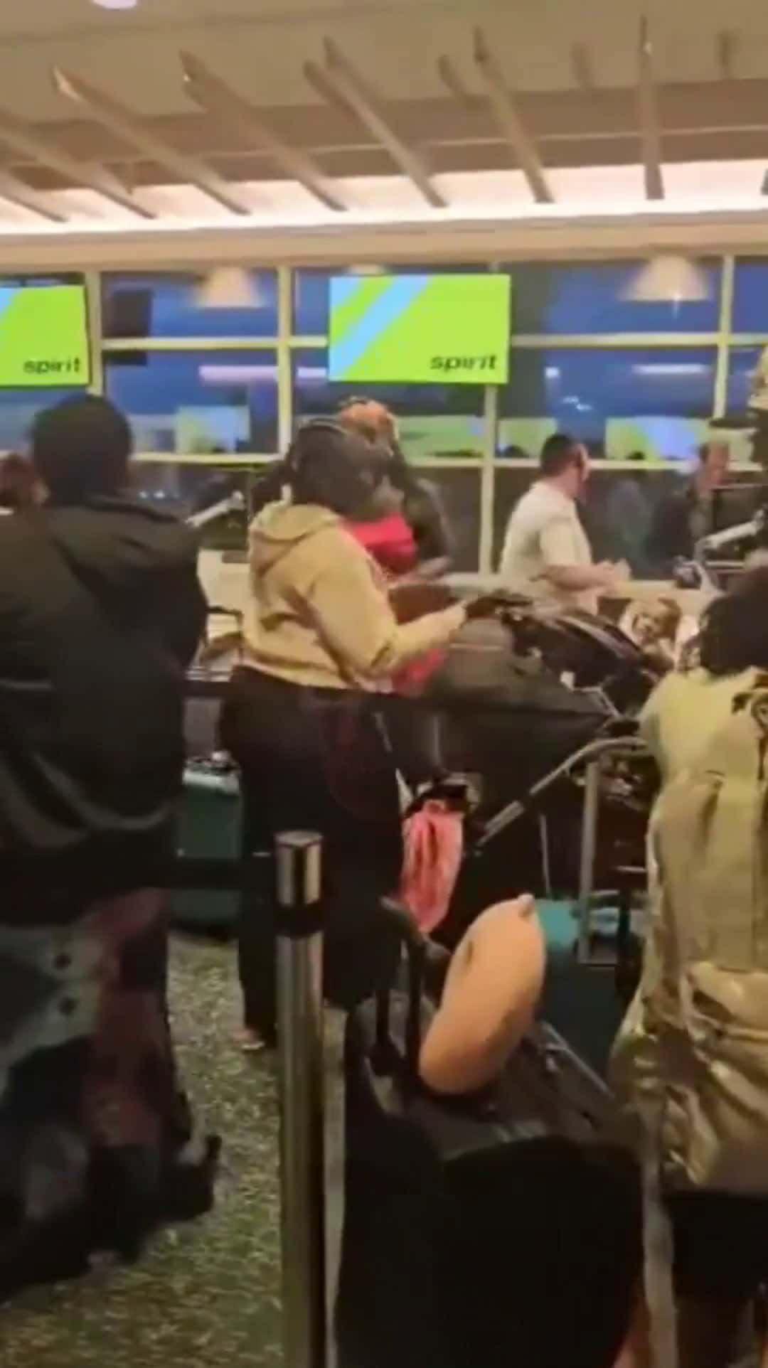 Cover for Nahh I need this kinda entertainment before flights 😂😂