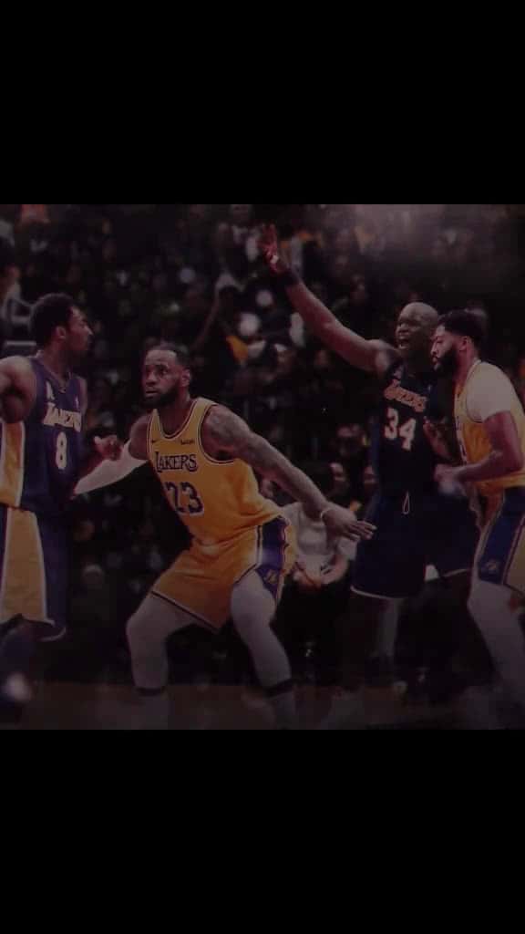 Cover for Shaquille O'Neal: A Giant in Basketball History