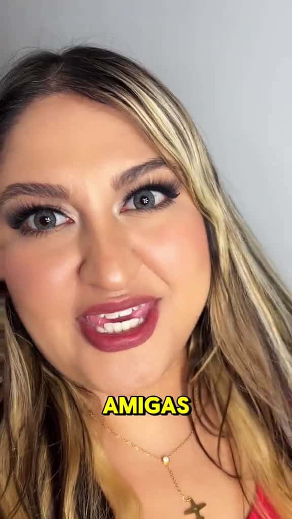 Cover for CUÁNTAS IDENTIFICADAS? 😂🤷‍♀️ Etiqueta aquí a tu mejor amiga 😍✌️