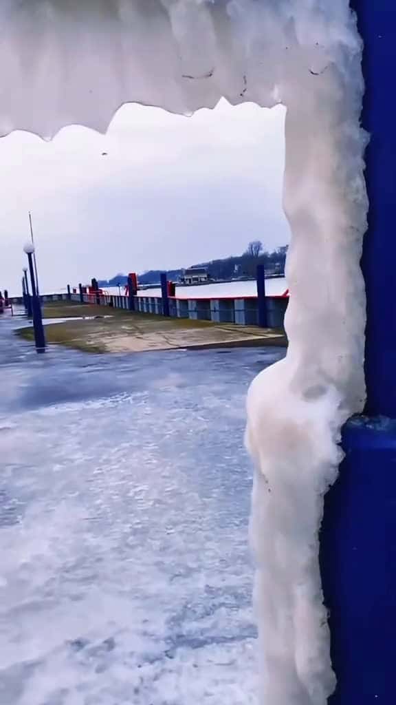 Cover for A pleasant way to de ice ice satisfying fyp asmr oddlysatisfying 41422 #american