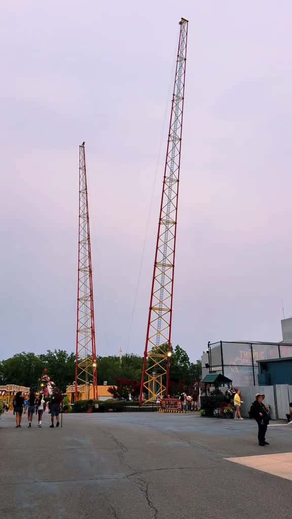Cover for Would you ride a Sling Shot? 🫣 #fyp #slingshot #sixflags #rollercoaster #themepark #extremethrills #travel #newjersey  created by Extreme Thrills with Extreme Thrills’s original sound