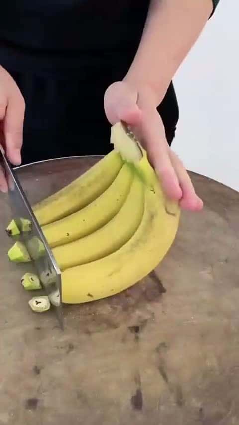 Cover for Perfect Banana Cutting Trick