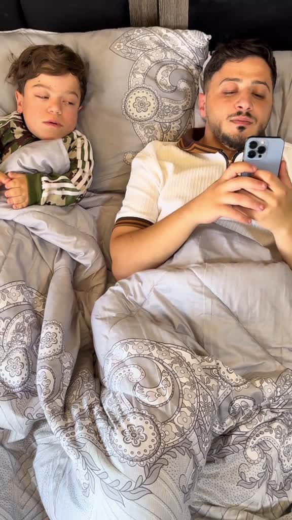 Cover for 😂😂😂😂😂 created by يحيى الزعبي 🇯🇴 with يحيى الزعبي 🇯🇴’s الصوت الأصلي