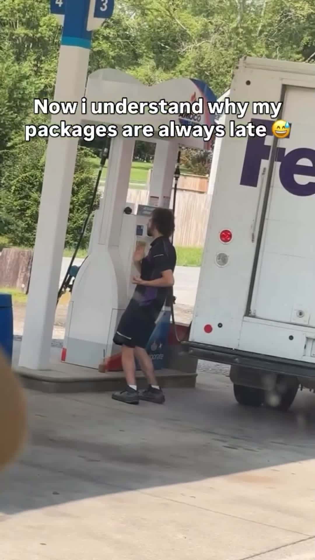 Cover for fed ex is the worst of all of them. #scoopz #newsbreak #FYP #viral