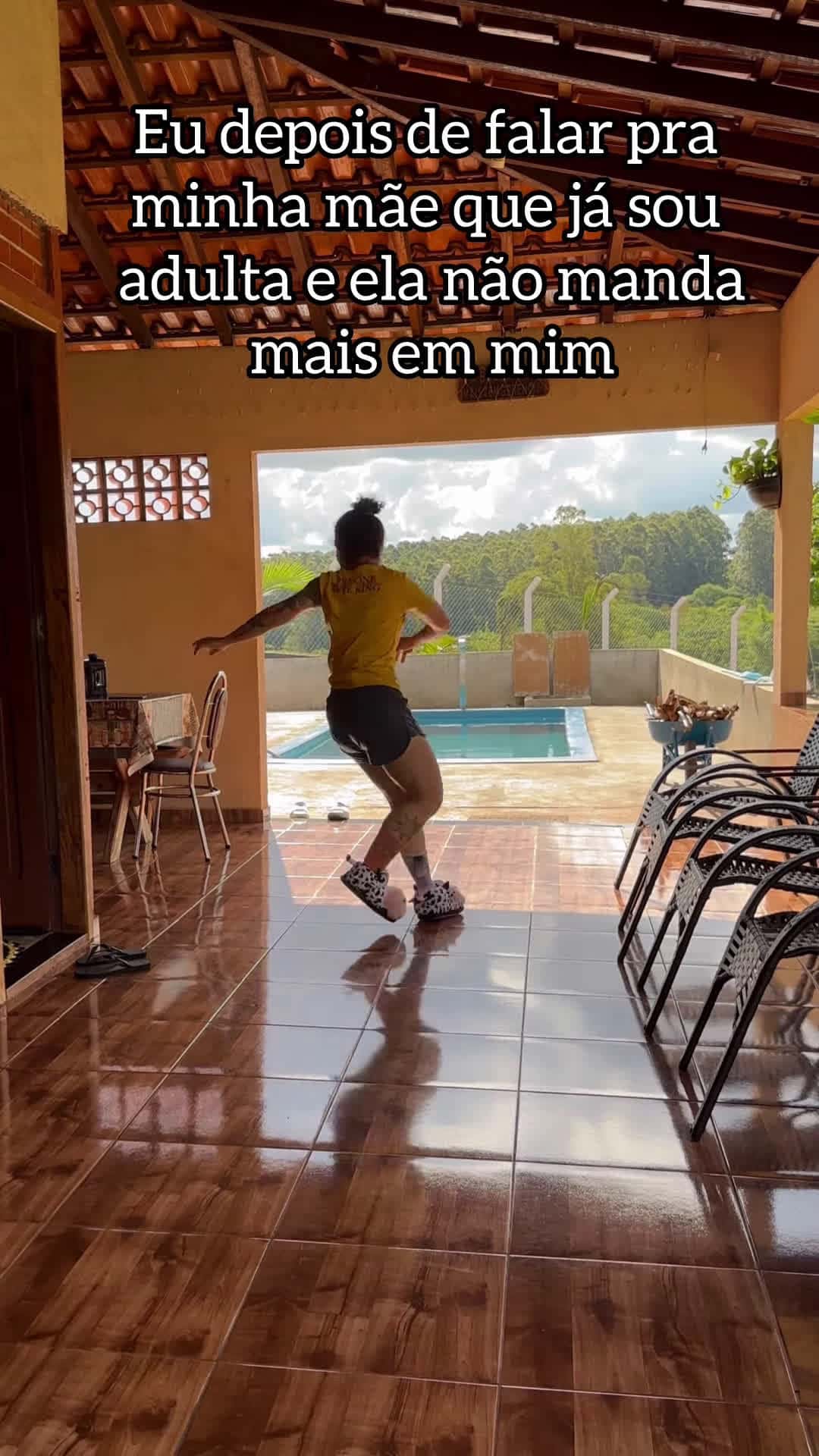 Cover for Minha me no sabe nem brincar
