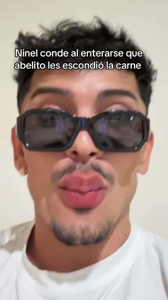 Cover for 🤣 #lacasadelosfamososmx #abelito #ninelconde #fyp  created by Elias Ustariz with freiddernadal’s sonido original