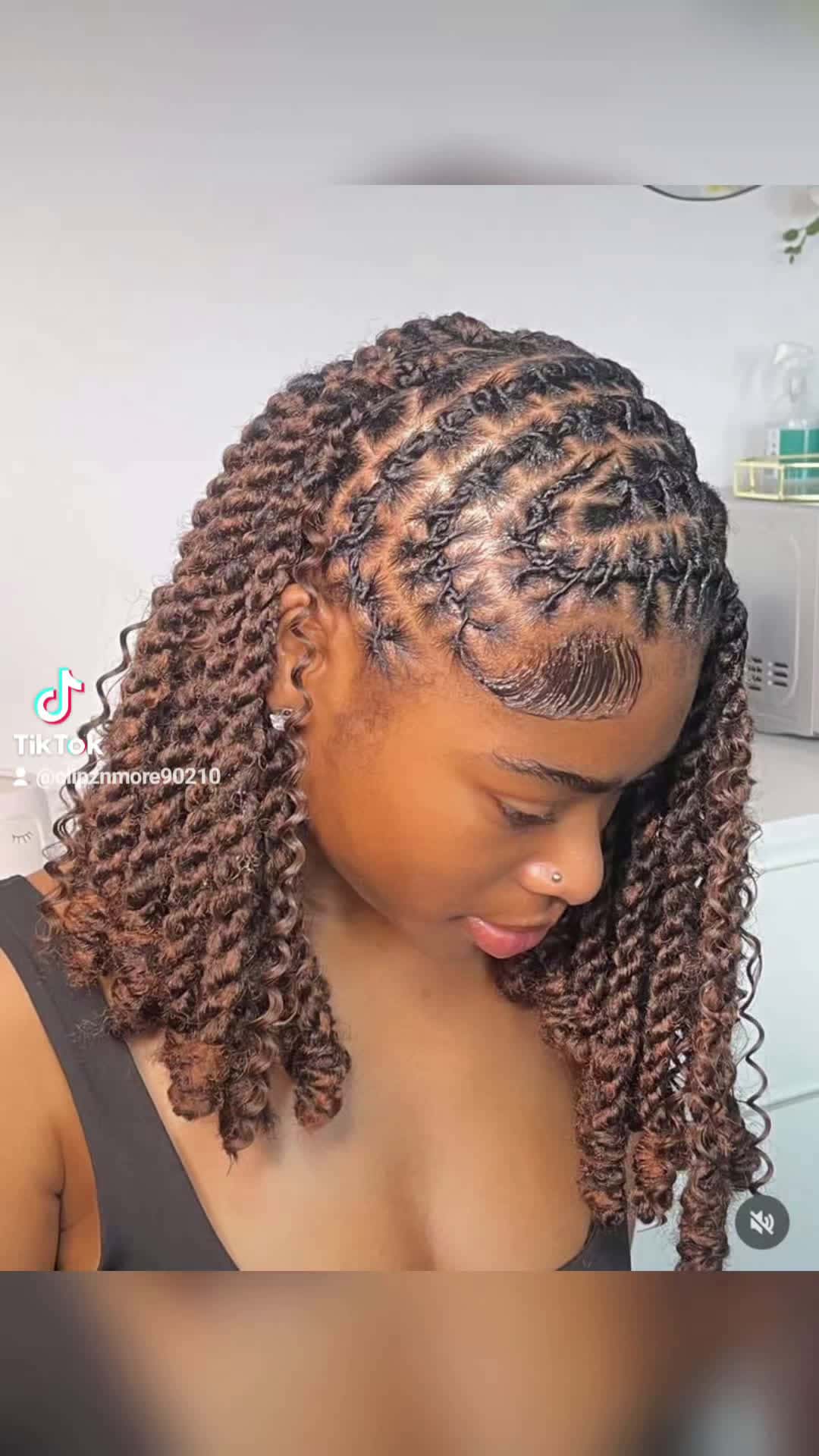 Cover for #UnpopularOpinion From clean retwists to wild freeforms, these locs speak loud without saying a word. Which style speaks you?#LocInspo #DreadStyleVibes #CrownedInCulture #DreadsOnPoint #LocJourney