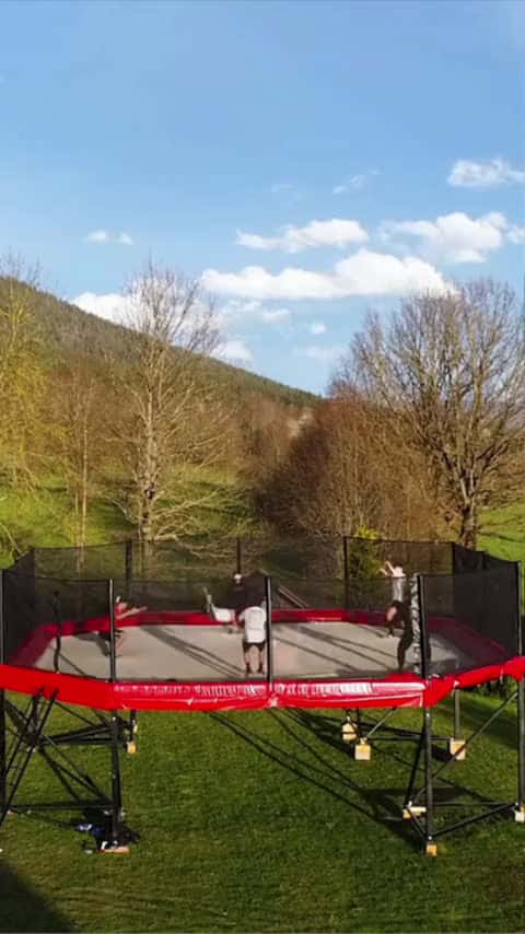 Cover for He almost flew out of the frame 😯 ＊30ft+ bounce＊_111 