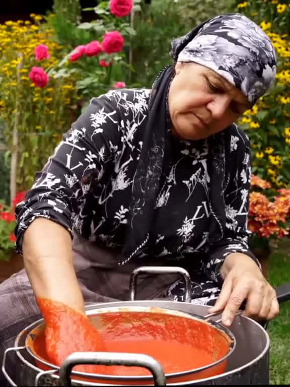 Cover for Homemade Tomato Ketchup - Just Like the Famous Brand  but BETTER  First Frame countrylifes 04907 #nicevideo