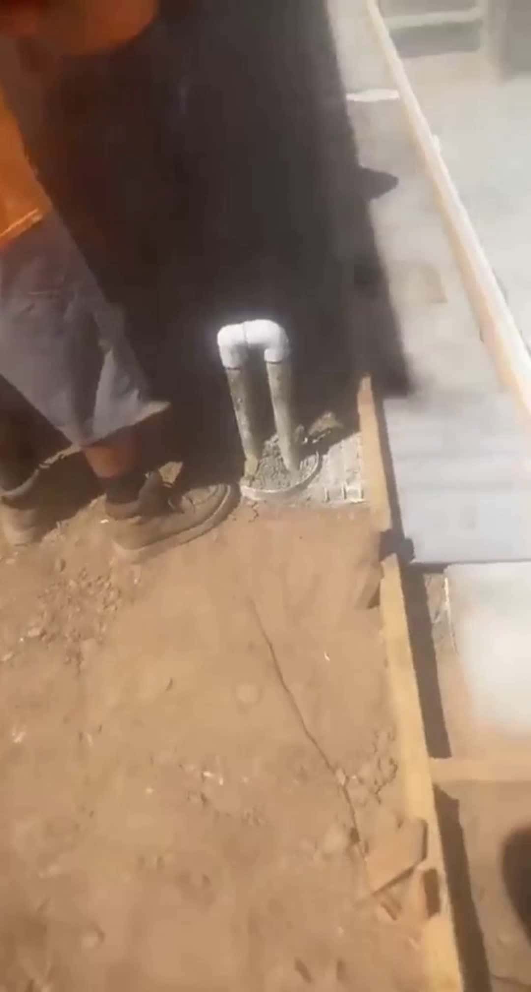 Cover for boss be tripping cus we be finishing setting up too fast and done right #satisfying  #savege  #hardwork  #easymoney 