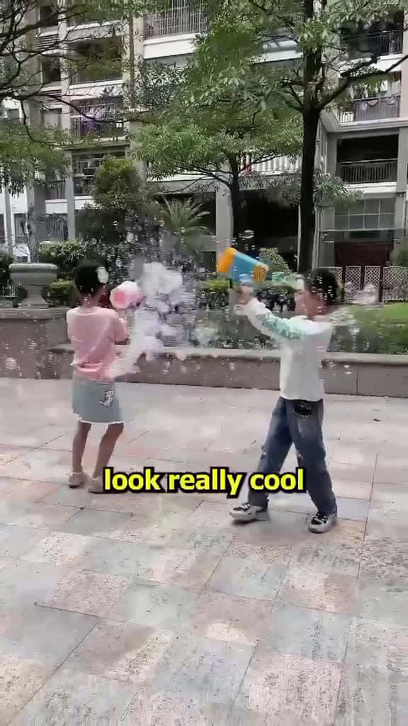 Cover for Max Makes A Bubble Machine😲💥