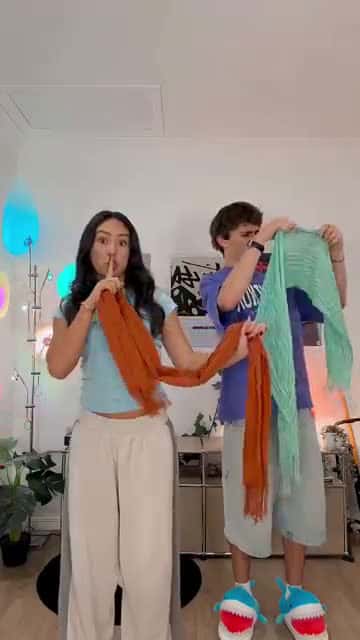 Cover for HOW TO PRANK YOUR BOYFRIEND 🤣👆 #prank