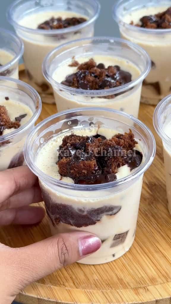 Cover for Creamy at Easy Dessert Coffee Chocolate Fudge Ice cream cake EasyRecipe pangnegos 23973 #nicevideo