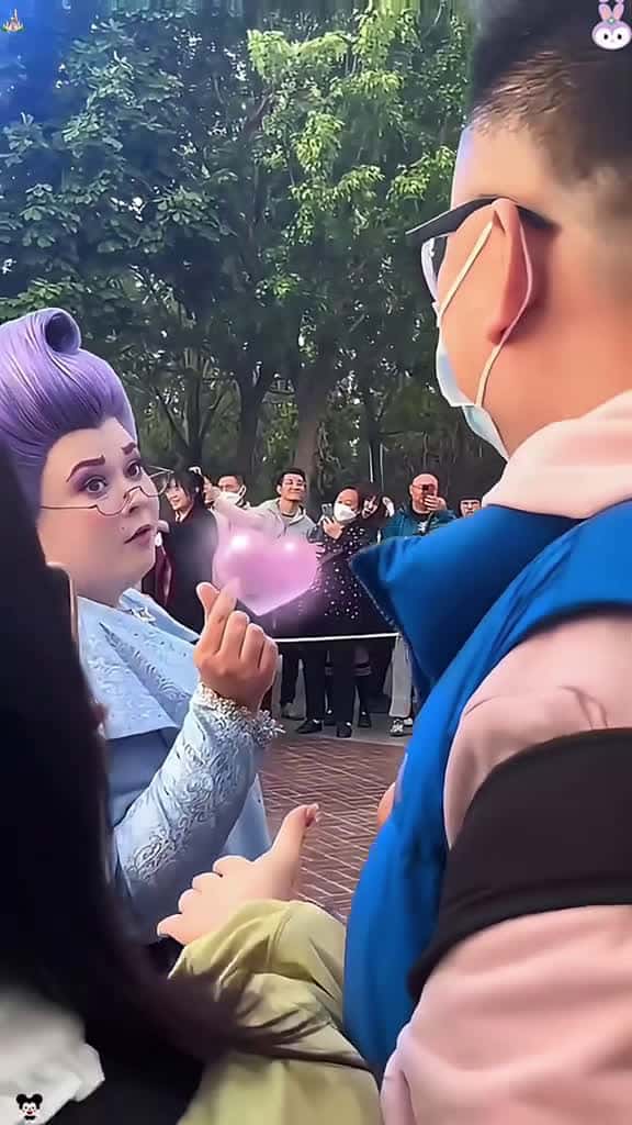 Cover for Fun moments at Disneyland 💕❤️#usa🇺🇸 #usa_tiktok #happy #disney #disneyland #disneyworld #fyp #funnymoments #disneytiktok #funny #foryourpage  created by Funny viralvms with Funny viralvms’s original sound