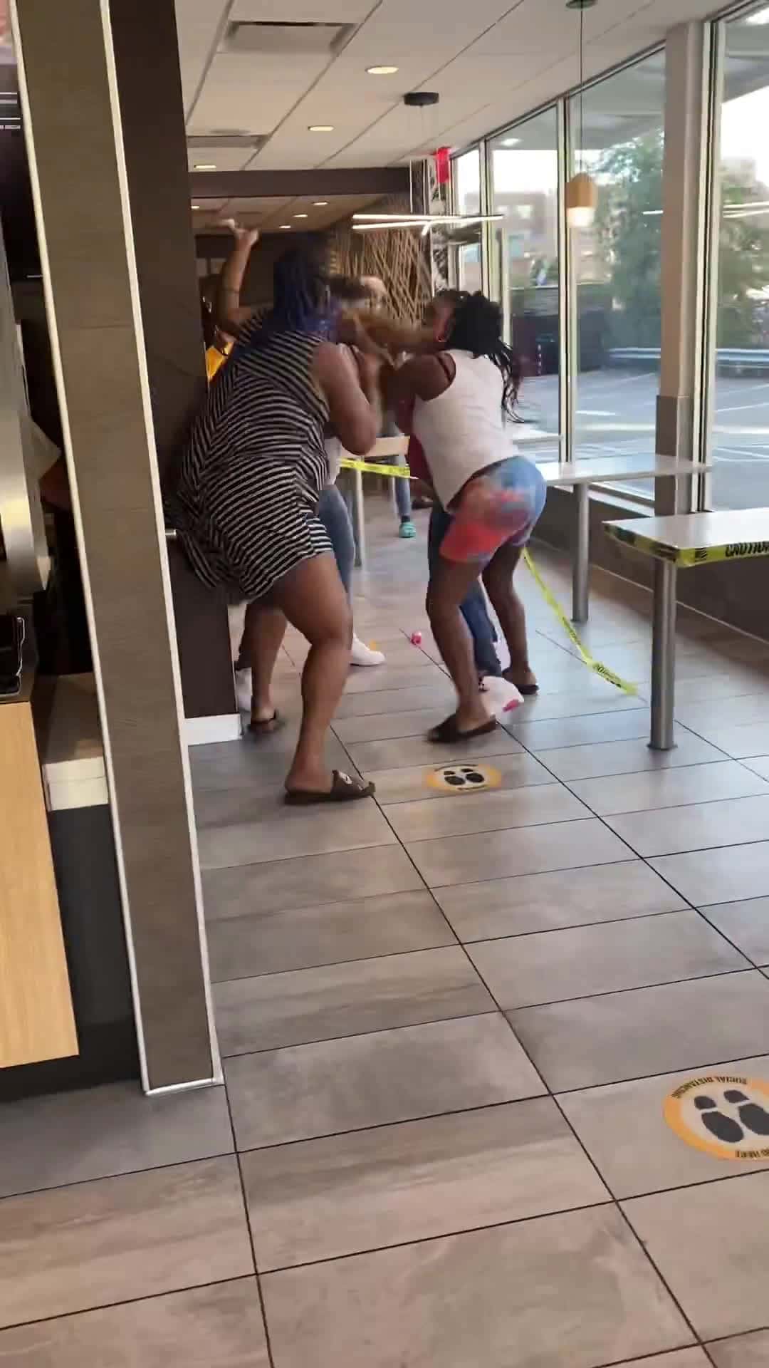 Cover for Brutal fight in McDonaldas MUST WATCH She used her keys as a weapon #fyp #viral #foryou