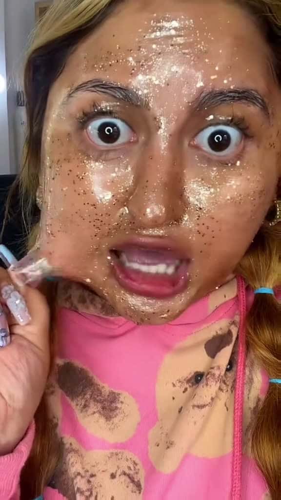 Cover for Y ustedes se la pondrían? 😂❤️