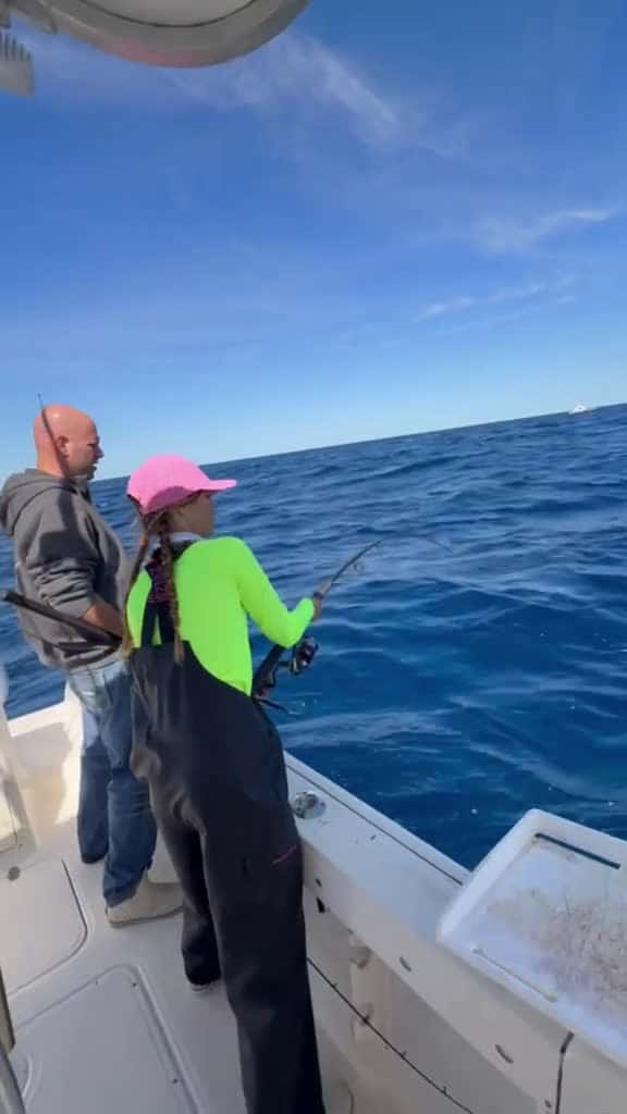 Cover for back on #fishtok #scoopz  #fishing  #viral  #fyp 