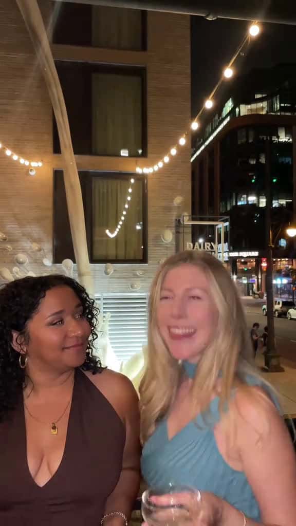 Cover for @Jazzy Faye my ALAN JANISSS in my #samanthajones top #satc  created by FluentlyForward with FluentlyForward’s original sound - FluentlyForward