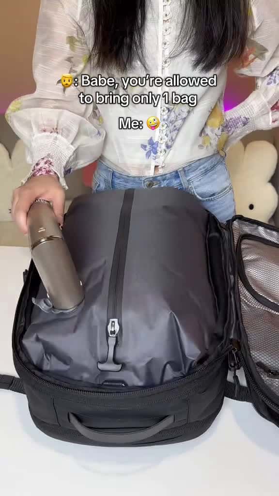 Cover for This backpack fits everything travel vacationmode travelling 25102 #us