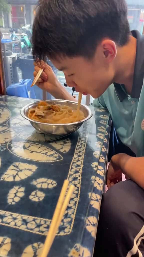 Cover for bestchinesevideos 15693 #us