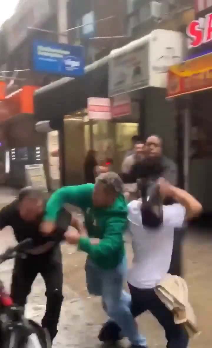 Cover for #fyp  #viral  #trending  #fight  Big boy helping the deli owner
