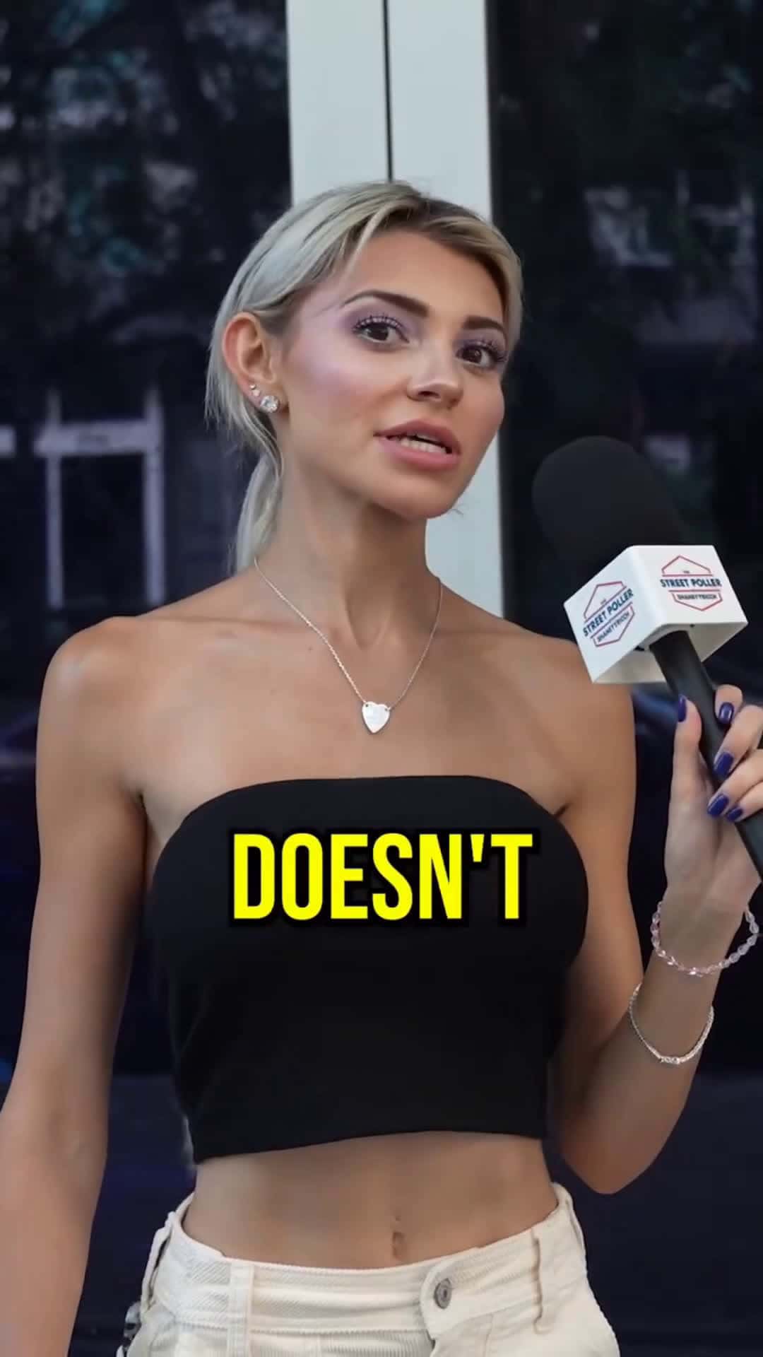 Cover for She's a 10 but she doesn't shave 🤔