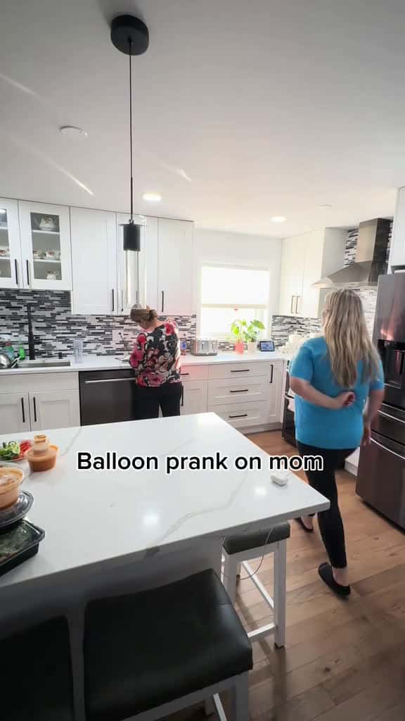 Cover for Lmfaoooooo foryou fyp trend trending trendy viral pov funny prank prankwars mom f 44107 #trending