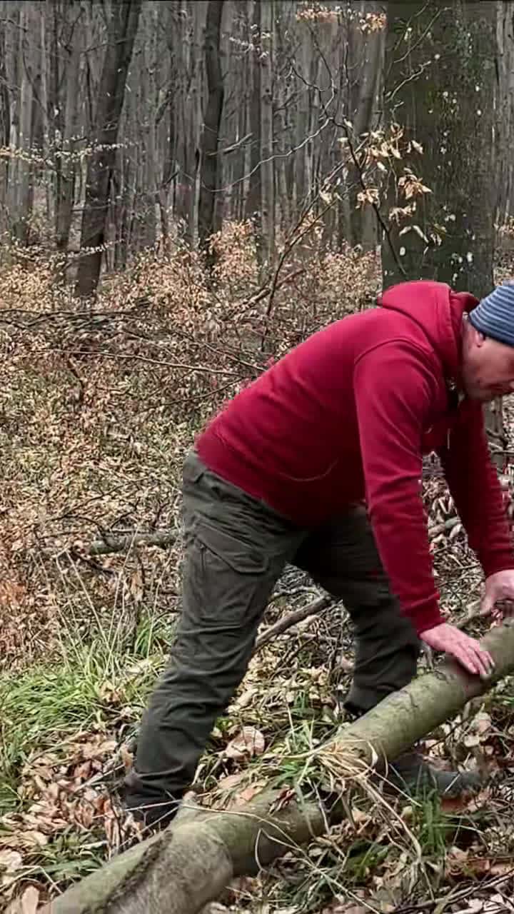 Cover for This Trick Will Surprise You! 😱💯 #camping #lifehacks #outdoors #bushcraft #survival #skills #ideas #forest