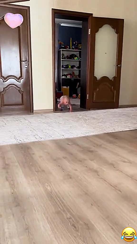 Cover for scareprank scarecam scary scared funnyvideos funnyprank foryour foryoupage funny haha funn 69535 #ilovescoopz