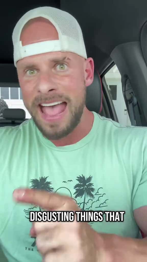 Cover for Joey Swoll’s Fake  EXPOSED  Gym Positivity or Public Shaming  Joey Swoll Controversy Following Joey Swoll 's Apology Fans Rush to Bully The Gym Bully Toxic Fitness Culture  #Joeyswoll #gymtok  #exposed  #bully #fyp  created by ...