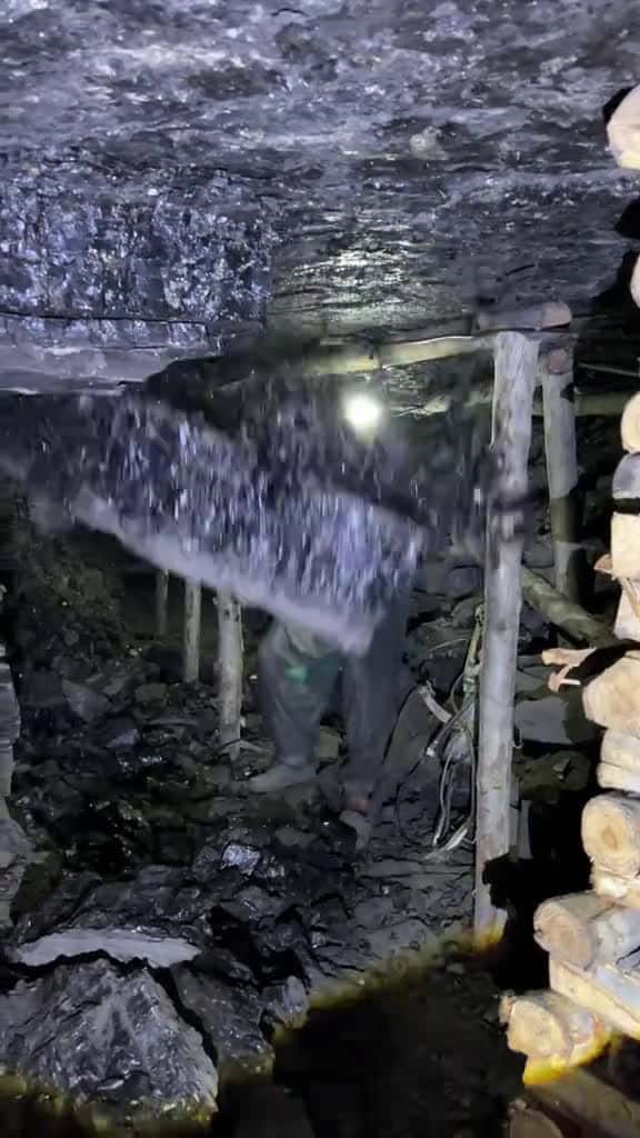 Cover for Black diamond mining coalminer blackdiamond gold minerals support plzdontunderviewsmyvedio 85014 #ilovescoopz