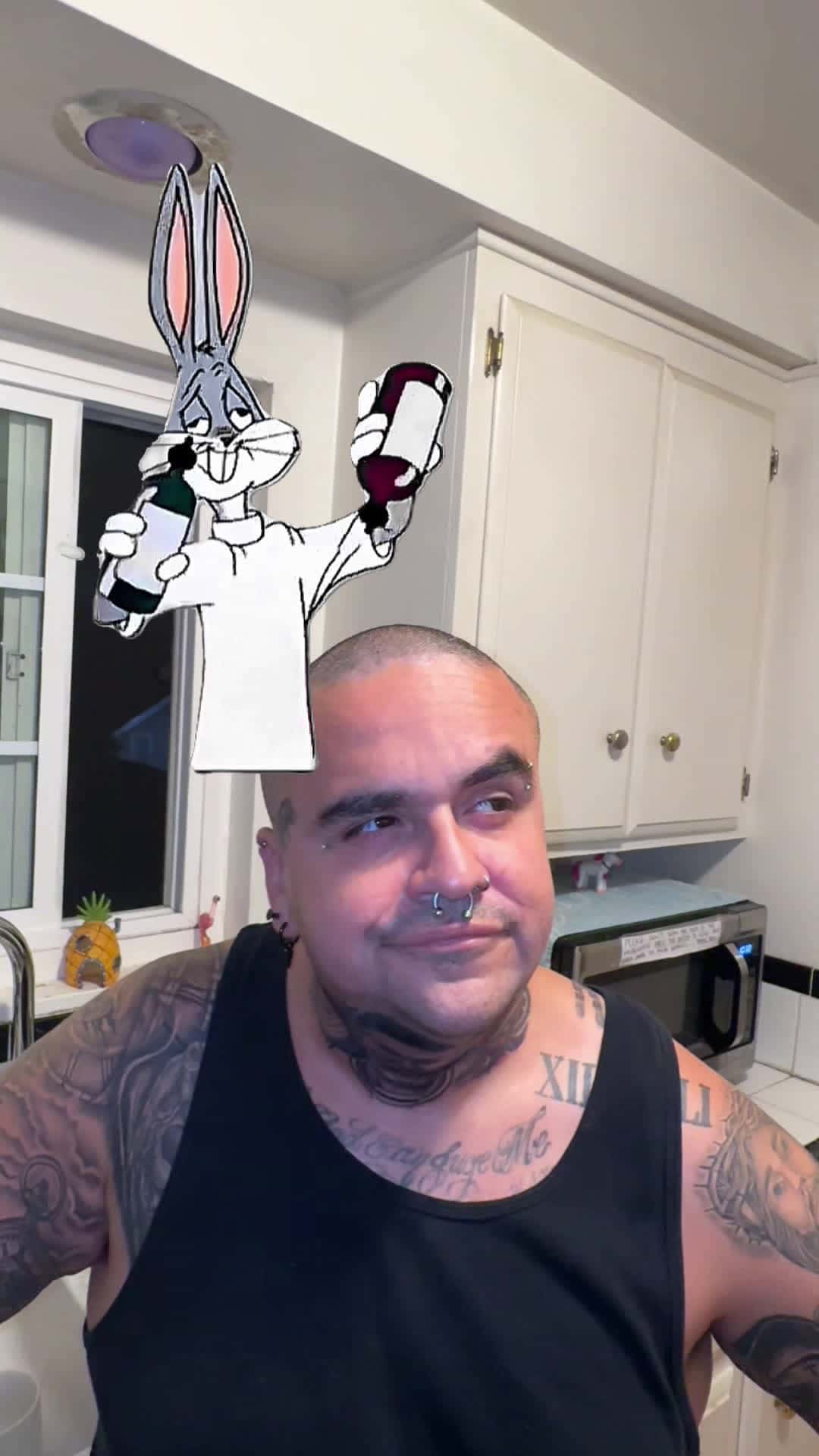 Cover for Cuando Bugs Bunny cocina contigo🤔🤔😂😂😂#carcajadas #purarisa #bugsbunny #recetasparaniños #comedia