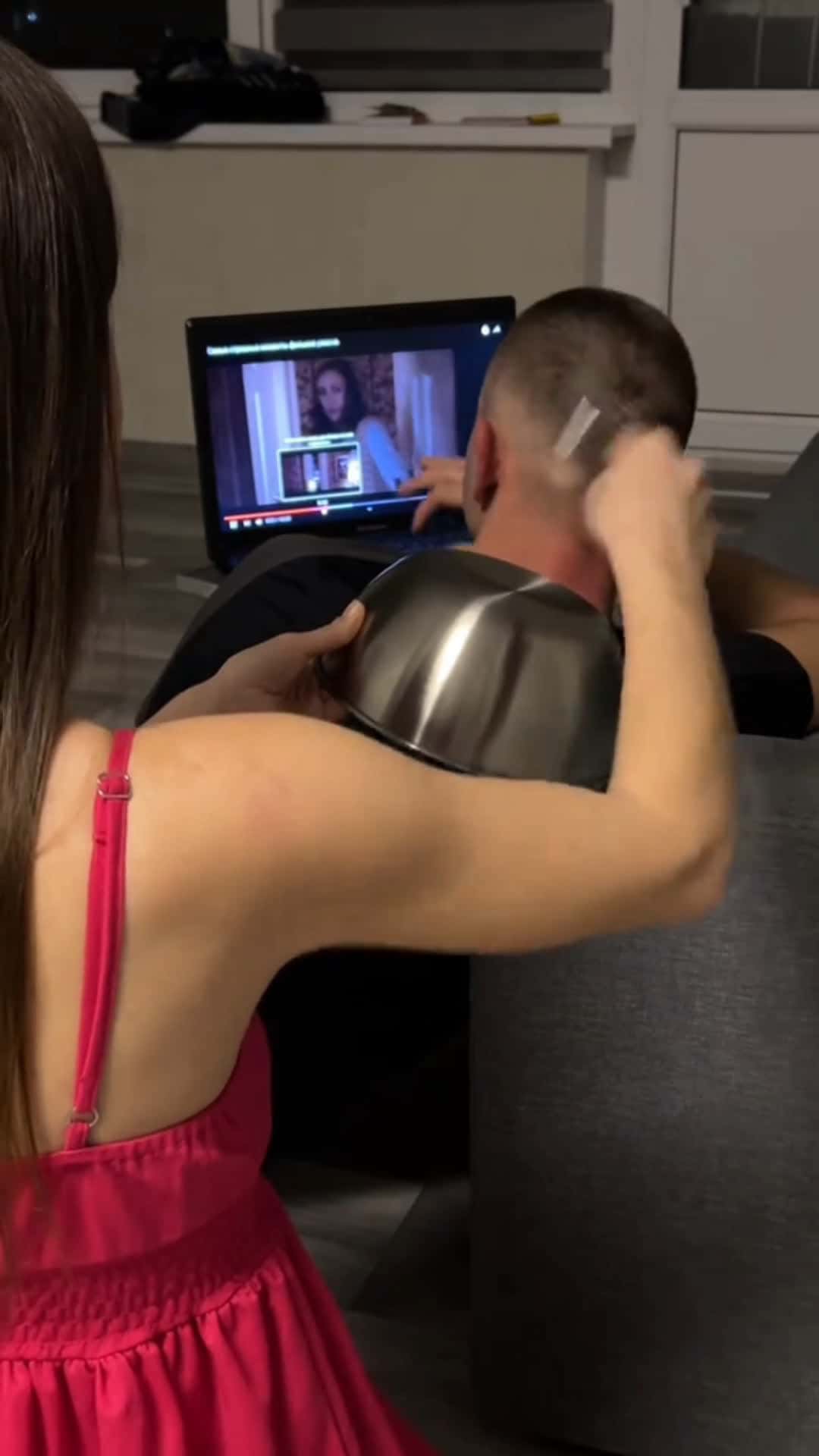Cover for никто не пострадал 😂 #prankvideo #couple #lifehackvideo #funnytiktok