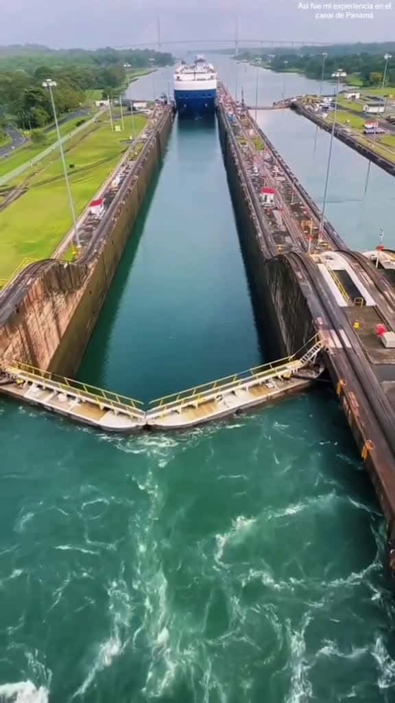 Cover for #canaldepanama #mexico #panamax