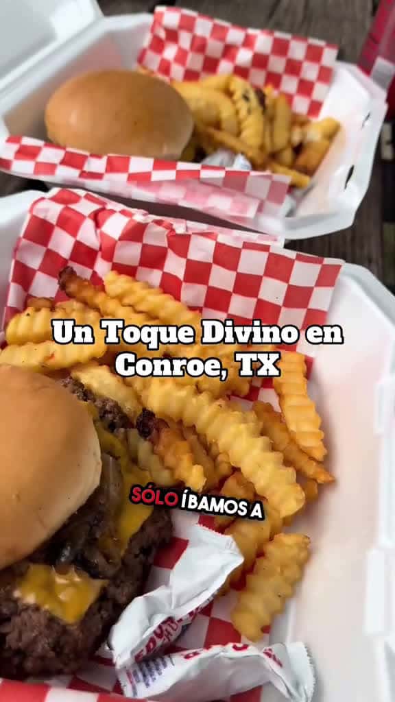 Cover for Un Toque Divino en Manna From Heaven 🍔 Hamburguesas, Philly Cheesesteaks y Papas 🙏 en Conroe, TX Fuimos por comida… y salimos con el corazón lleno. 🙏🍔 Manna From Heaven en Conroe, TX nos sorprendió con philly cheesesteaks, smas...
