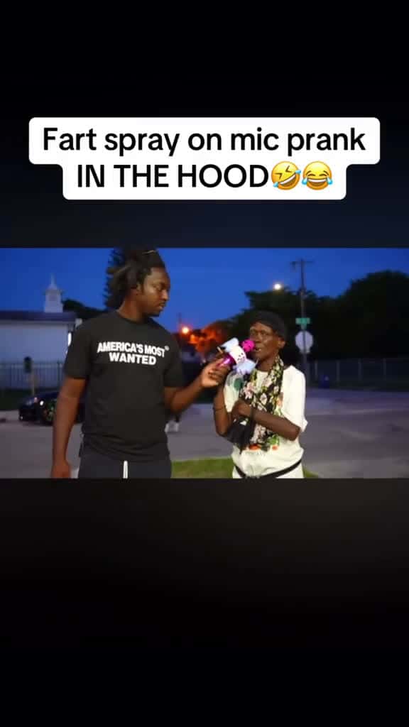 Cover for She said the mic smell like sh*t😂😂