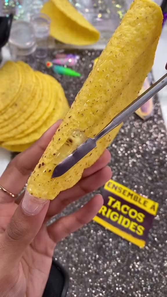 Cover for Taco Nail 🌮 Delicioso Taco de uñas 💅🏽 #nails #nailtutorial #acrylicnails #beautyhacks #viral   #scoopz 