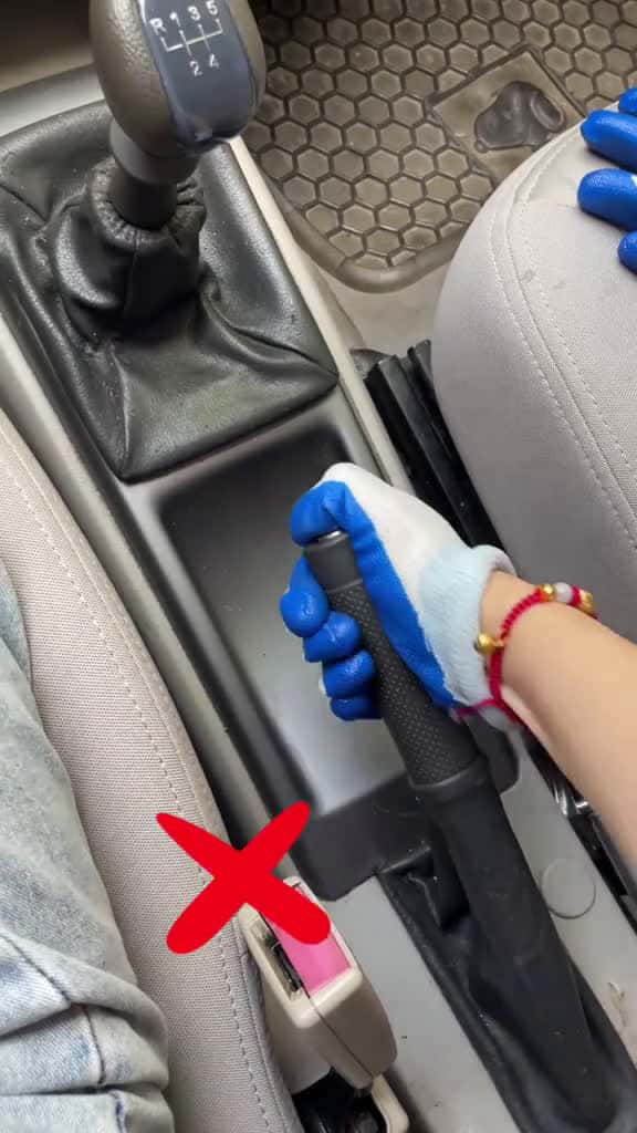 Cover for Do you know why the first operation is wrong tiktok howto cartok car automotive driving sk 06666 #trend