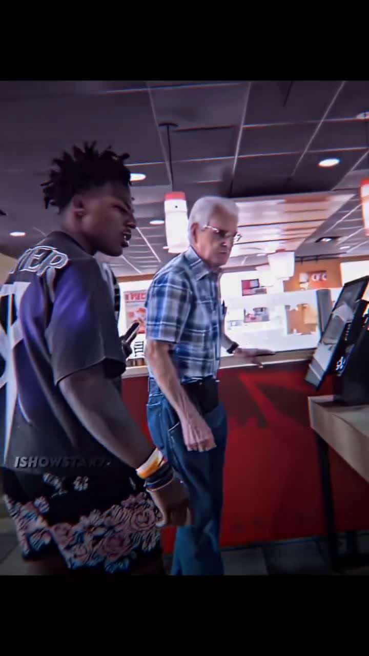 Cover for ShowSpeed helps an old man at KFC #SpreadTheLove#ThePawfectMoment