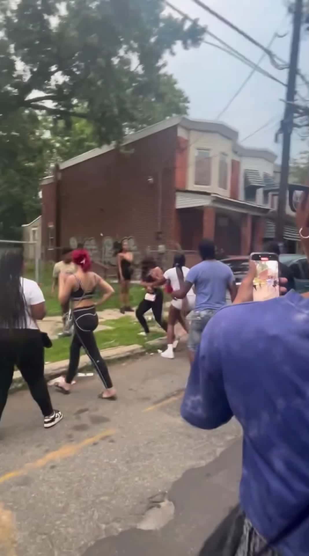Cover for Two girls ma*e each other and they start fighting… #fightcam