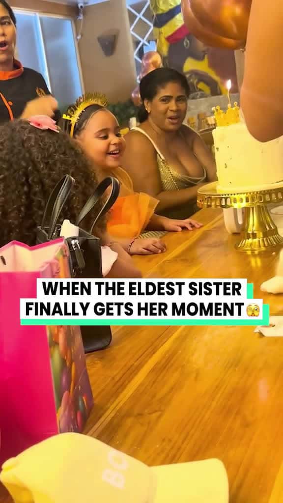 Cover for Big sis was holding that one in for a WHILE 🤣 (@linavargash_ ) #sisters #sibling #eldestchild #eldestdaughterproblems #sisterrants created by It's Gone Viral with Kobe Mane & SoyFlowers’s Olympo Rave