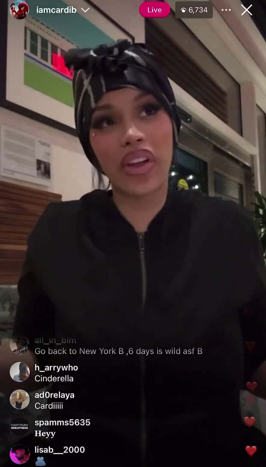 Cover for Cardi B mixed reaction too her new video.  #caughtoncamera  #fyp  #firstvideochallenge