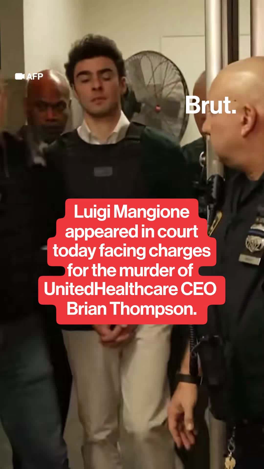 Cover for Luigi Mangione appeared in New York state court for a hearing for murder and terror charges today, February 21. Here's an update on his case. #LuigiMangione #UnitedHealthcare #Hearing #Court #NewYorkCourt #BrianThompson #CEO #LuigiMangioneUpdate