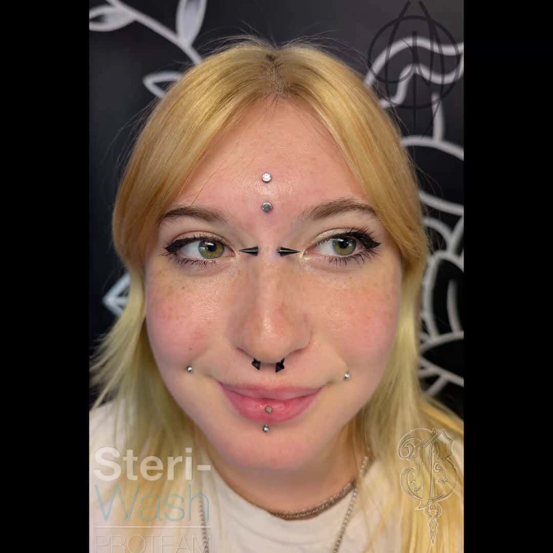 Cover for I really love doing surface piercings.#surfacepiercing #surfacepiercings #verticalbridgepiercing #bendipiercing #thirdeyepiercing #foreheadpiercing #unicornpiercing #piercing #piercings #piercing2me #bodypiercings #bodypiercing 